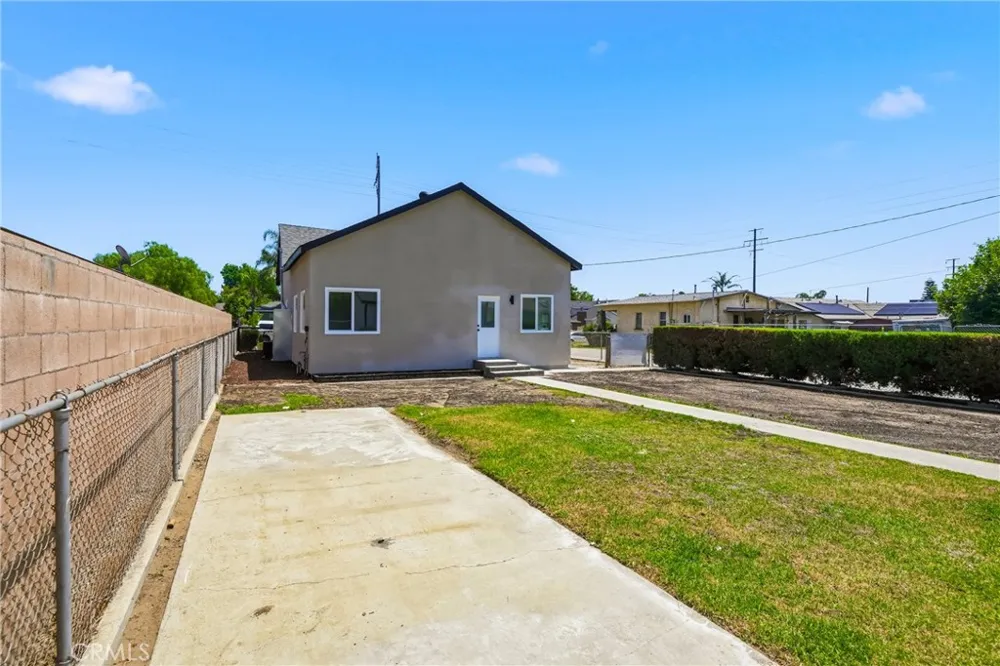 12940 4th Chino, CA 91710
