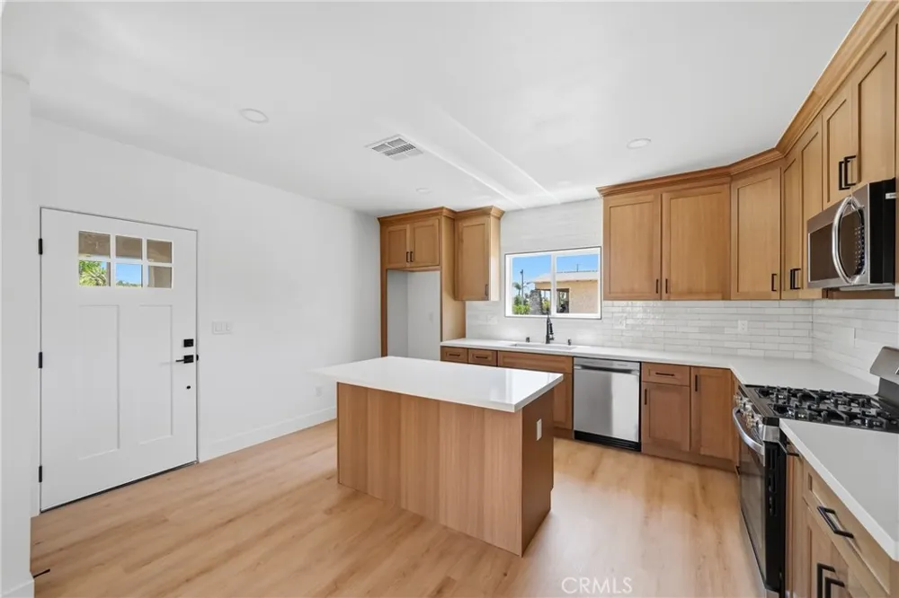 12940 4th Chino, CA 91710