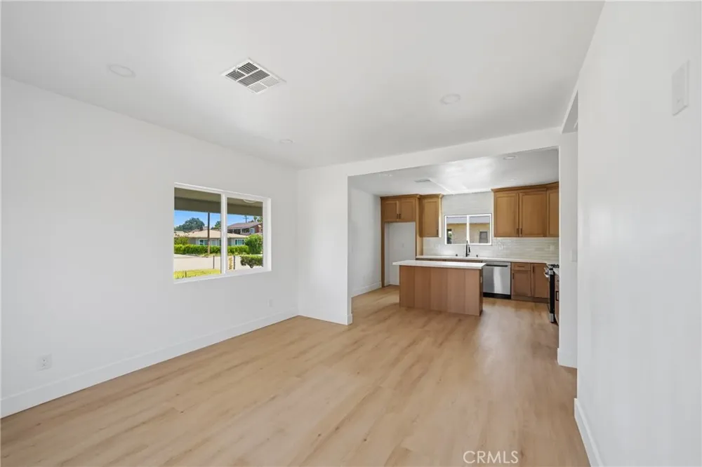 12940 4th Chino, CA 91710