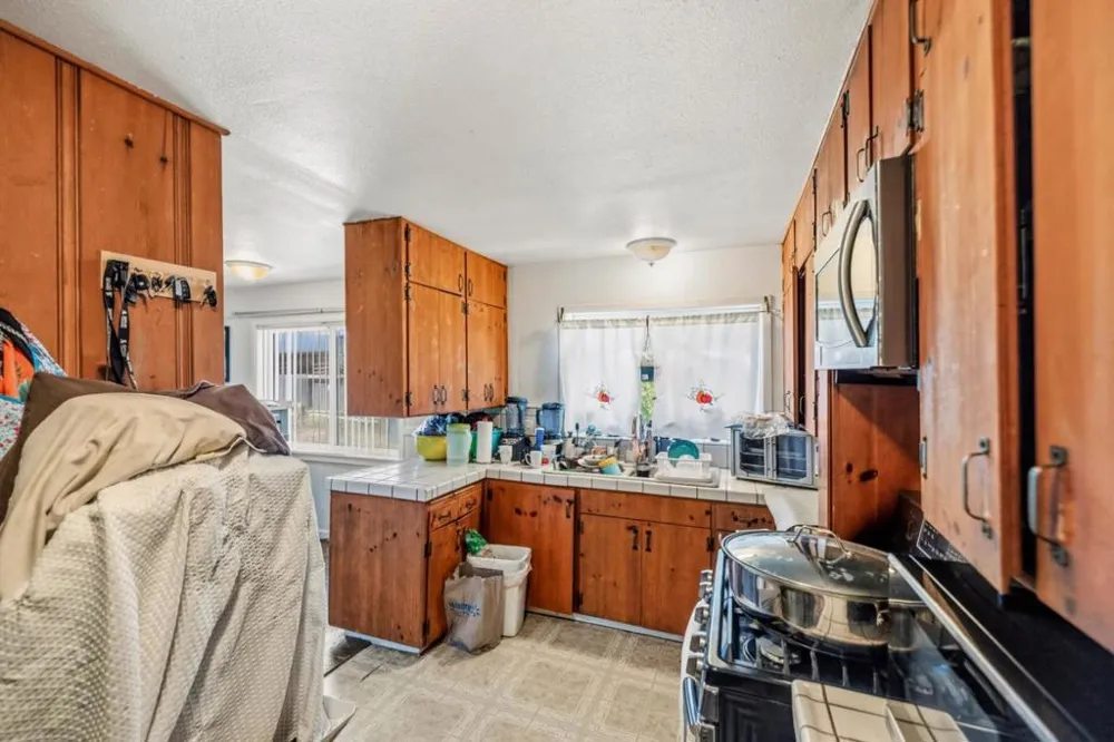328 Boronda Road Salinas, CA 93907