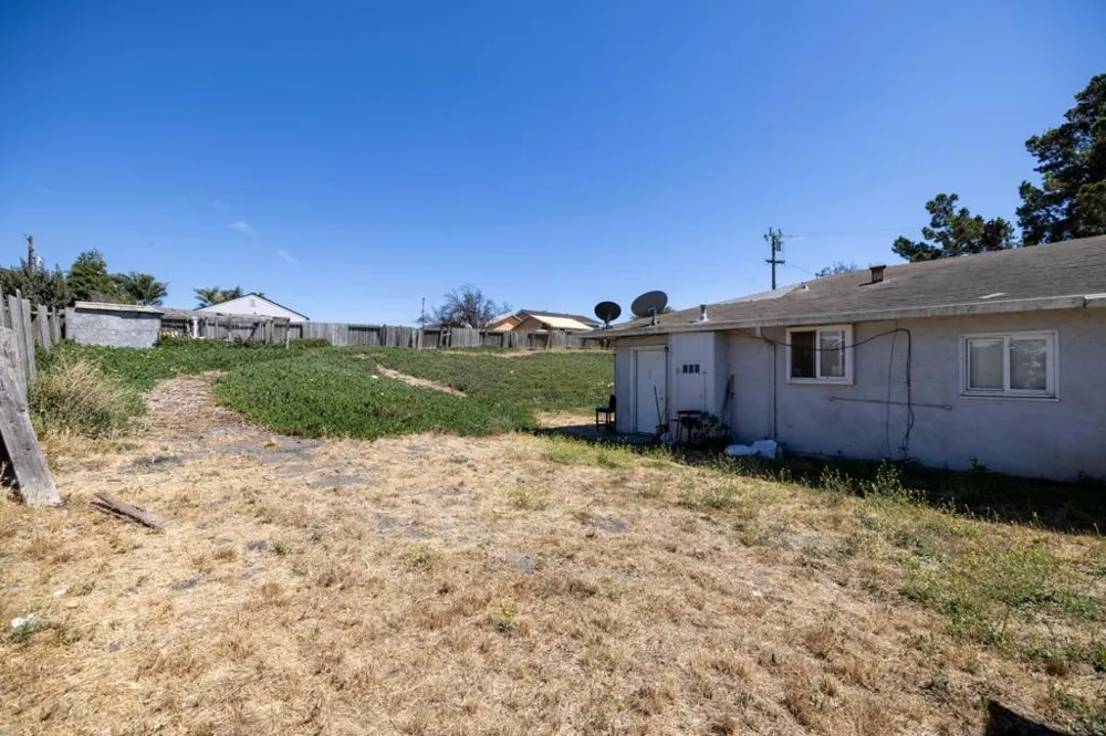 328 Boronda Road Salinas, CA 93907