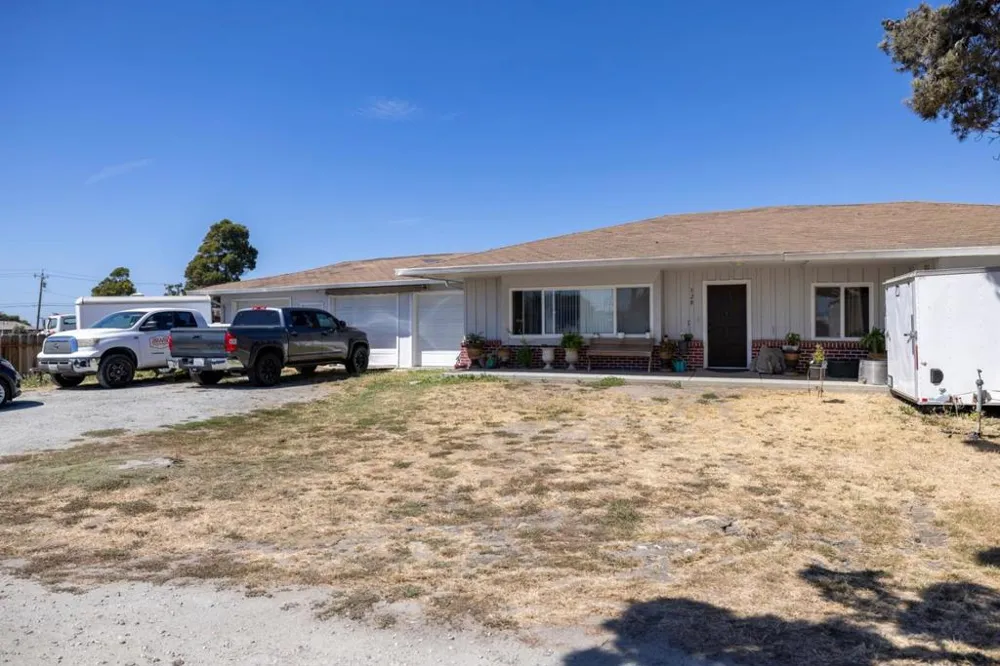 328 Boronda Road Salinas, CA 93907
