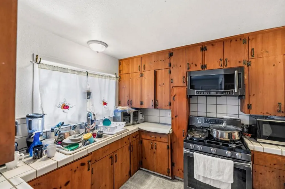 328 Boronda Road Salinas, CA 93907