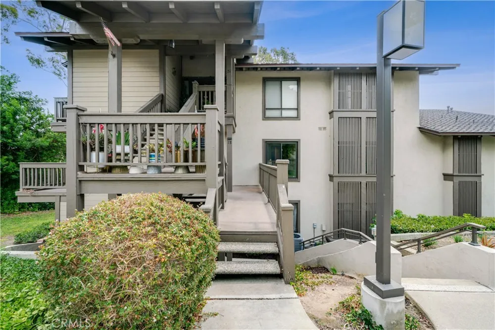 18 Rana #58 Irvine, CA 92612