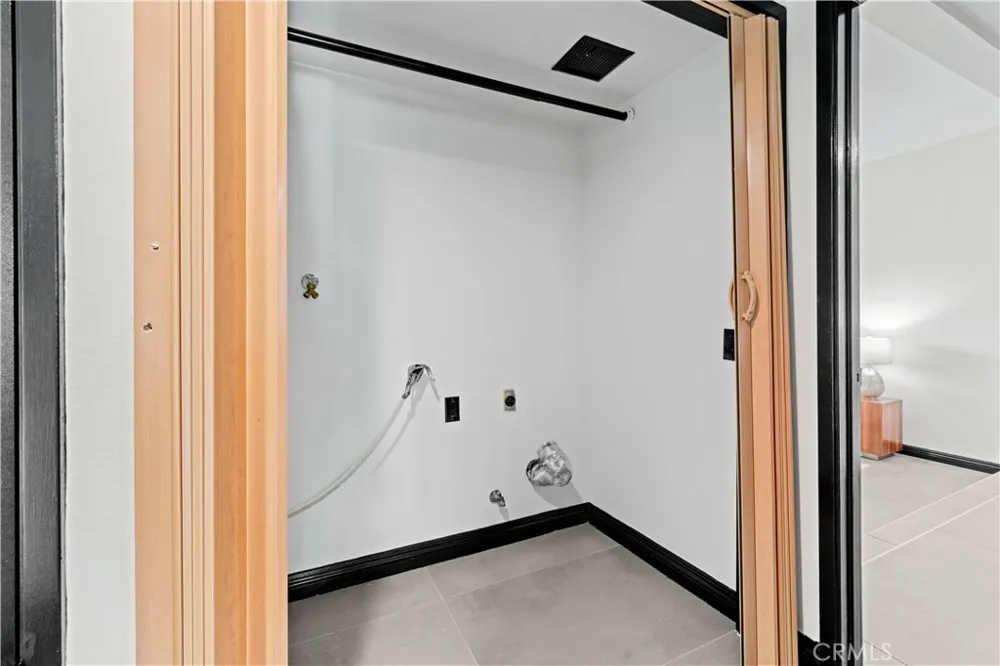 18 Rana #58 Irvine, CA 92612