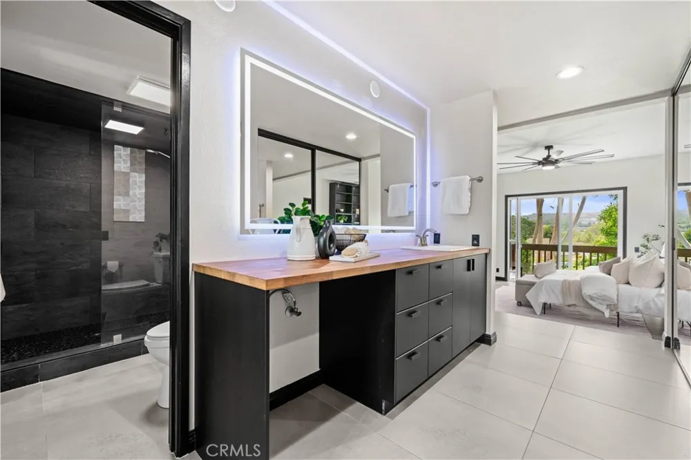 18 Rana #58 Irvine, CA 92612