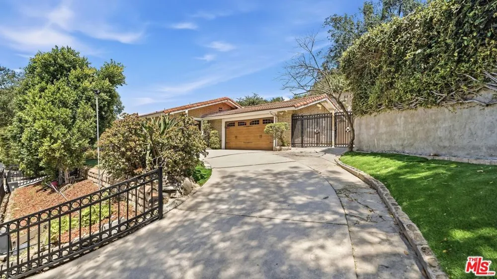 3160 Sepulveda Boulevard Los Angeles, CA 91403