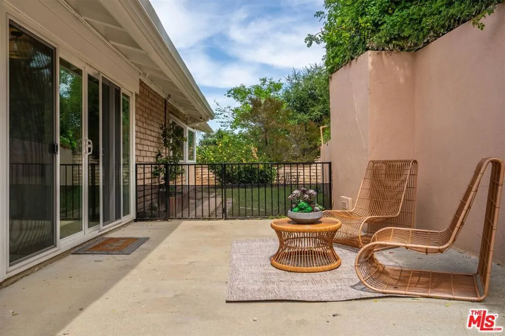 3160 Sepulveda Boulevard Los Angeles, CA 91403