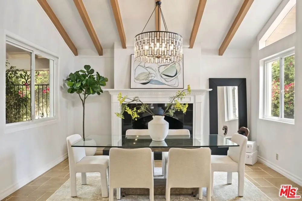 3160 Sepulveda Boulevard Los Angeles, CA 91403