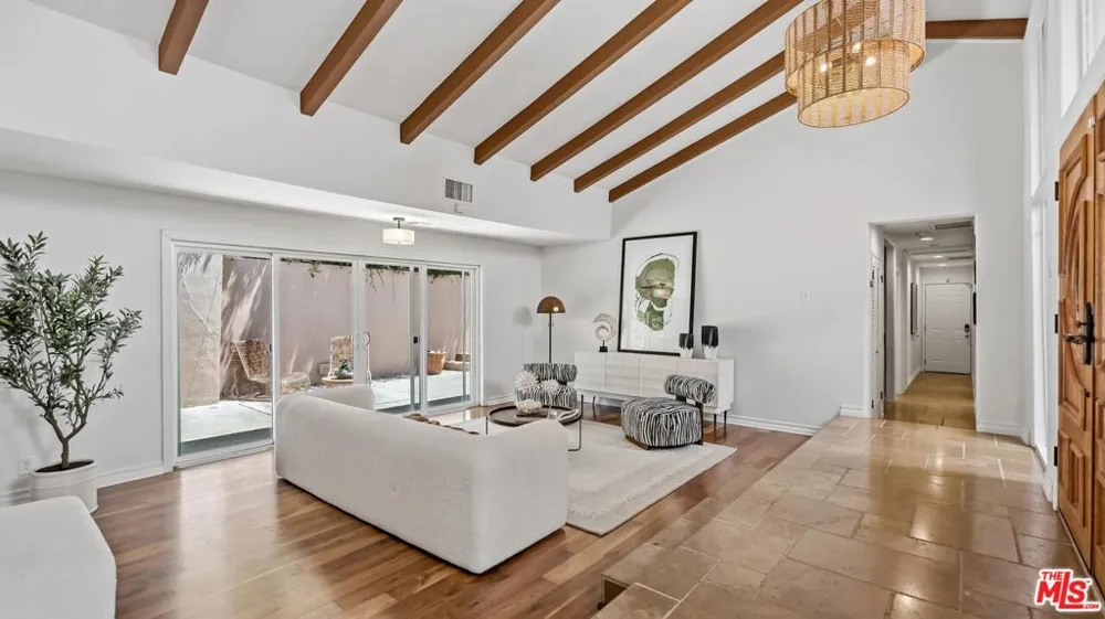 3160 Sepulveda Boulevard Los Angeles, CA 91403