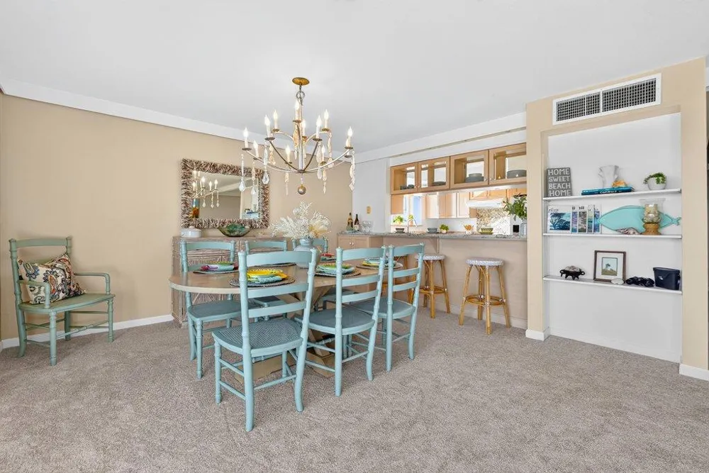 22130 E Cliff Drive #2D Santa Cruz, CA 95062
