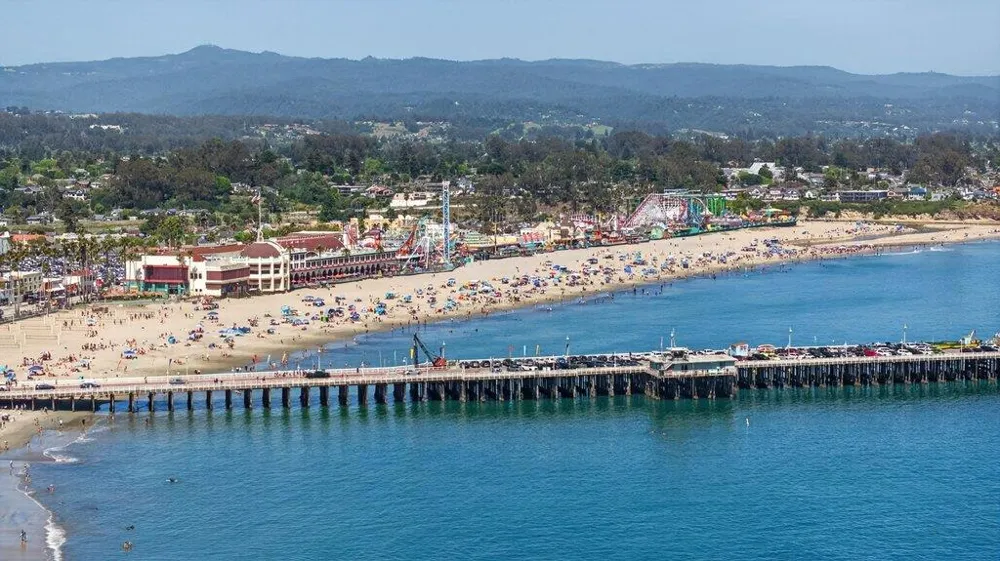 22130 E Cliff Drive #2D Santa Cruz, CA 95062