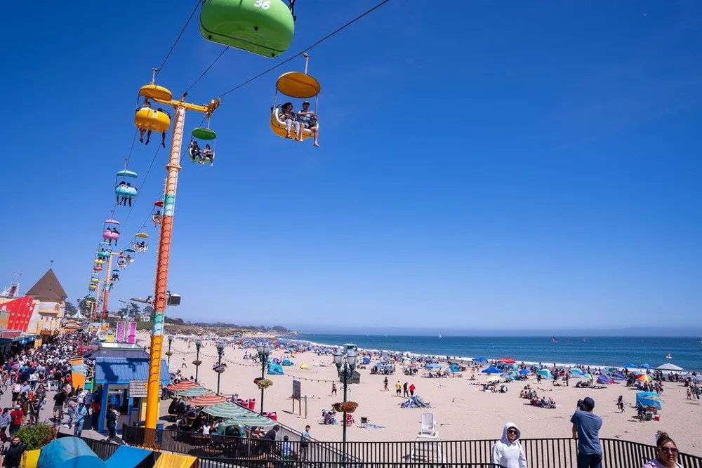 22130 E Cliff Drive #2D Santa Cruz, CA 95062