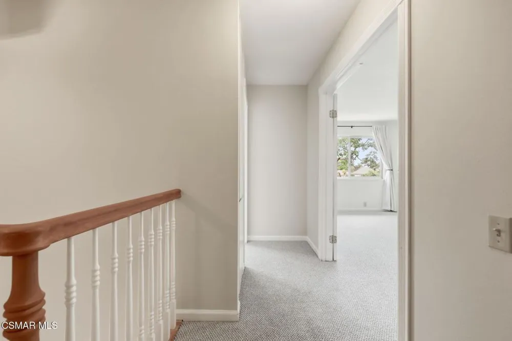 1805 E Avenida De Las Flores Thousand Oaks, CA 91362