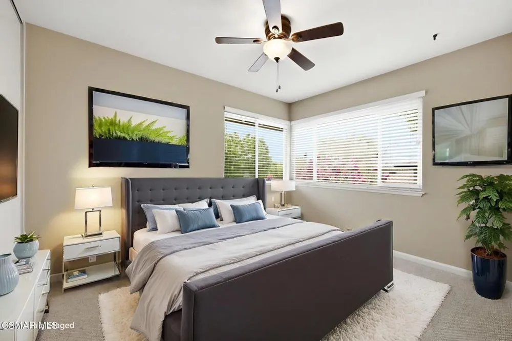 1805 E Avenida De Las Flores Thousand Oaks, CA 91362