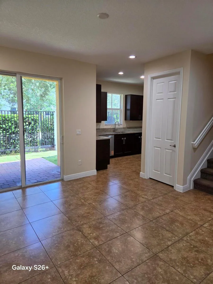6994 Long Pine Circle Coconut Creek, FL 33073