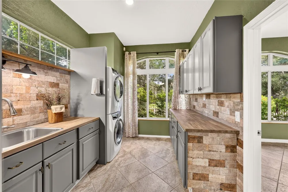 19647 SW 93RD PLACE Dunnellon, FL 34432