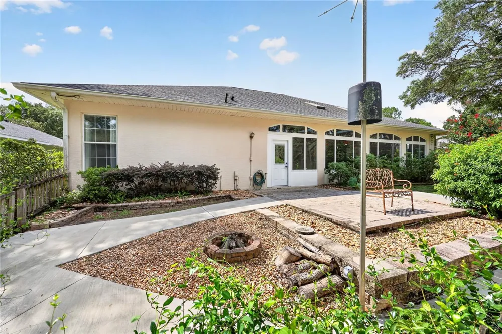 19647 SW 93RD PLACE Dunnellon, FL 34432