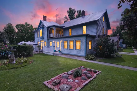 507 Grove Street