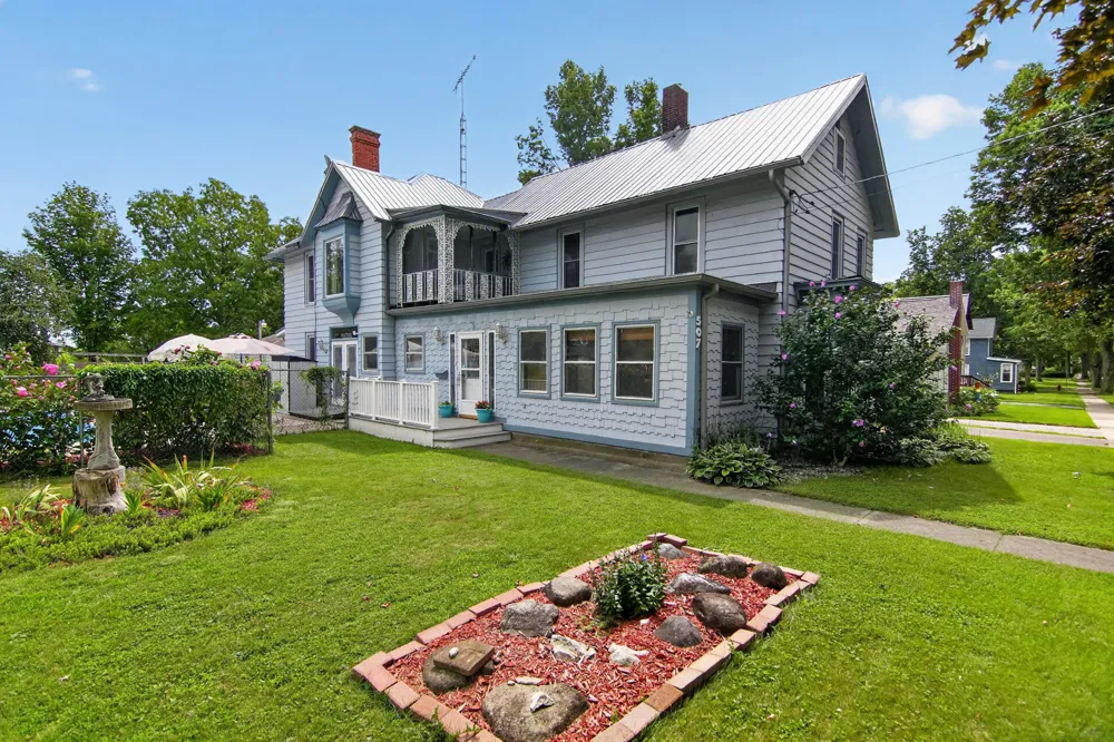 507 Grove Street Hudson City, MI 49247