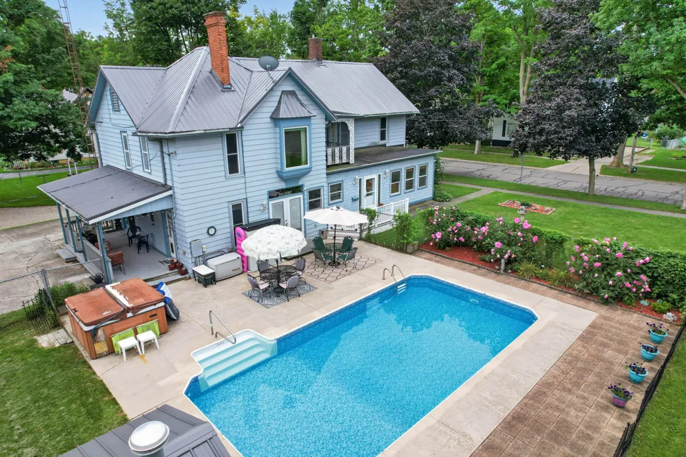 507 Grove Street Hudson City, MI 49247