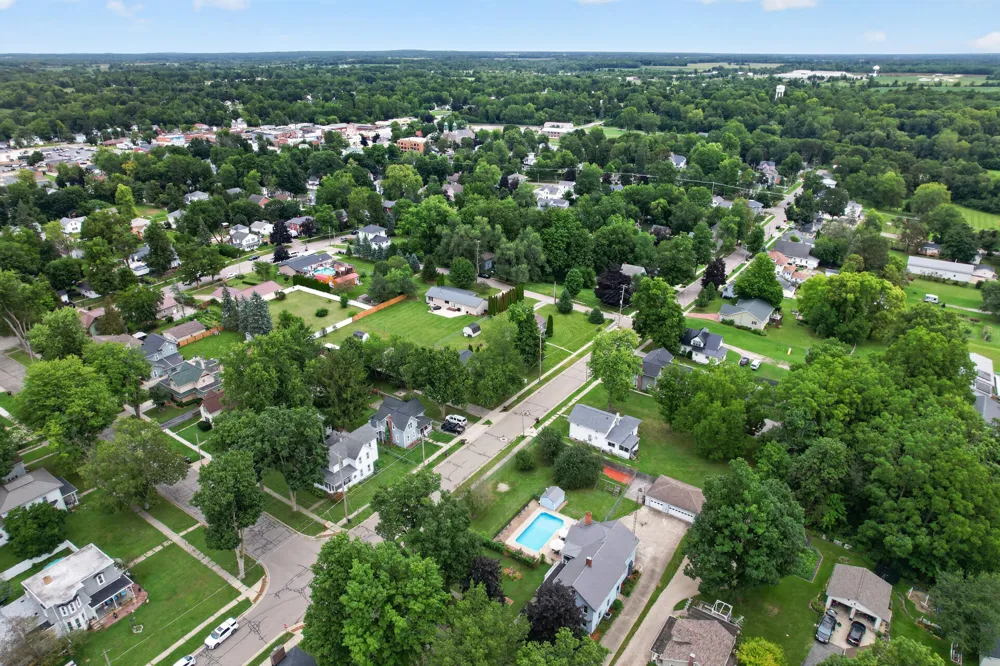507 Grove Street Hudson City, MI 49247