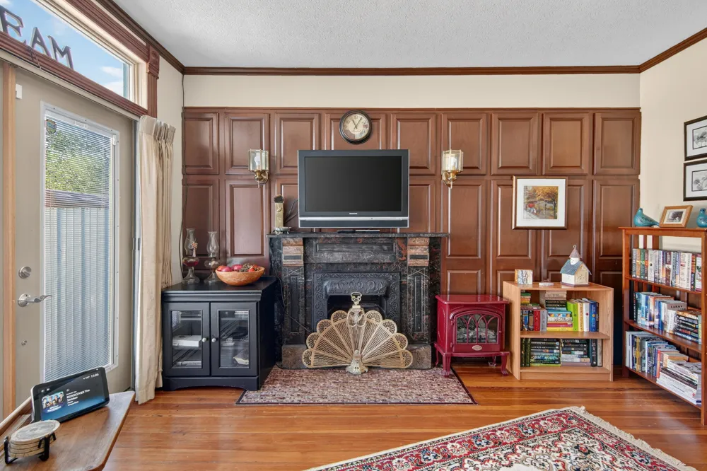 507 Grove Street Hudson City, MI 49247