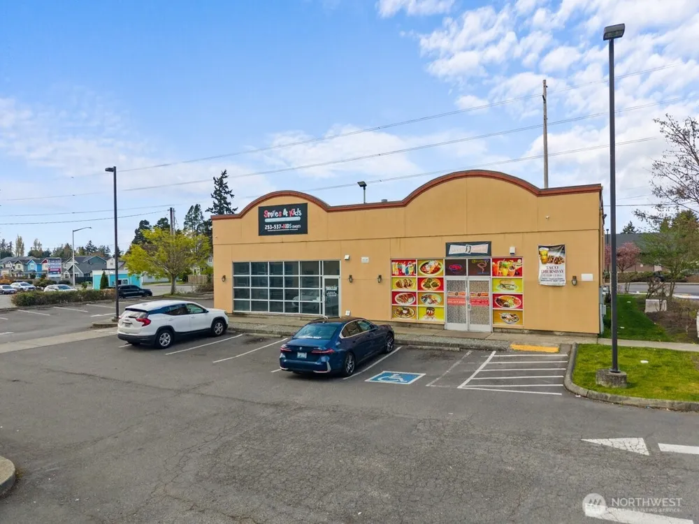 1148 72nd Street E Tacoma, WA 98404