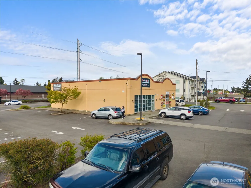 1148 72nd Street E Tacoma, WA 98404