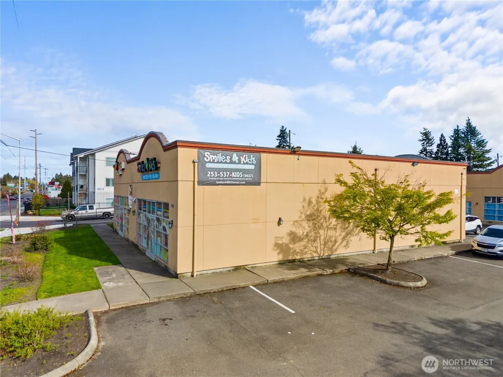 1148 72nd Street E Tacoma, WA 98404