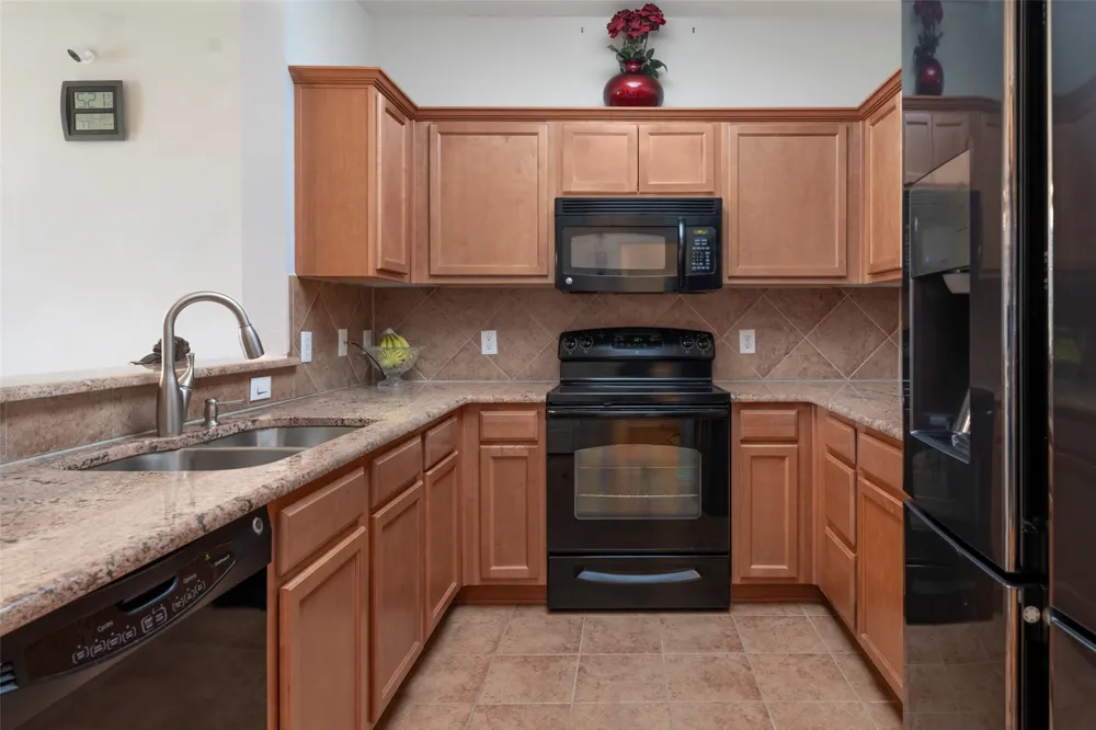 2709 Olympic Park Drive Grand Prairie, TX 75050