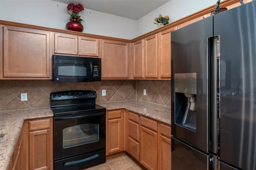 2709 Olympic Park Drive Grand Prairie, TX 75050