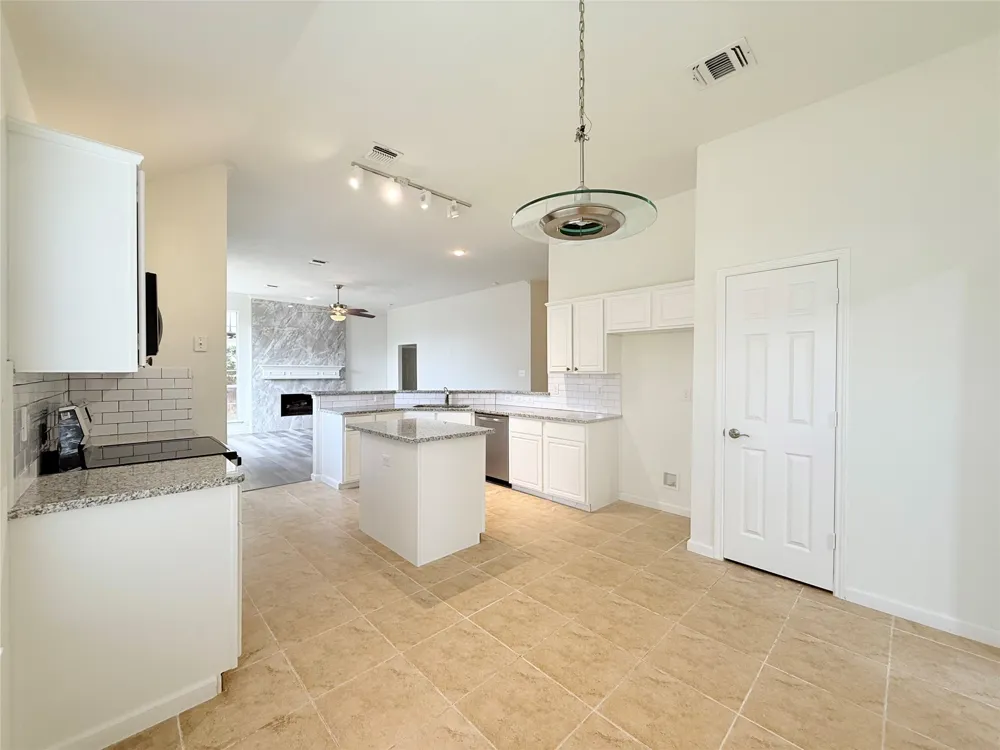 7960 Salmon Run Way Fort Worth, TX 76137