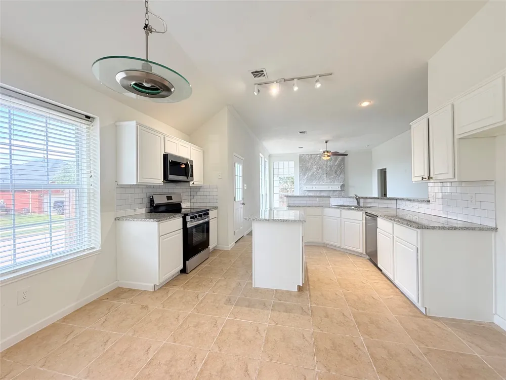 7960 Salmon Run Way Fort Worth, TX 76137