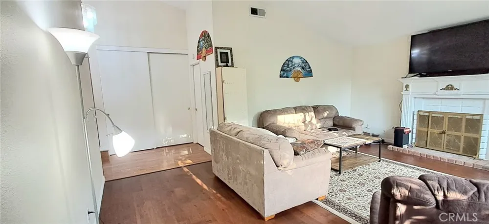 2114 Rhonda Oxnard, CA 93036