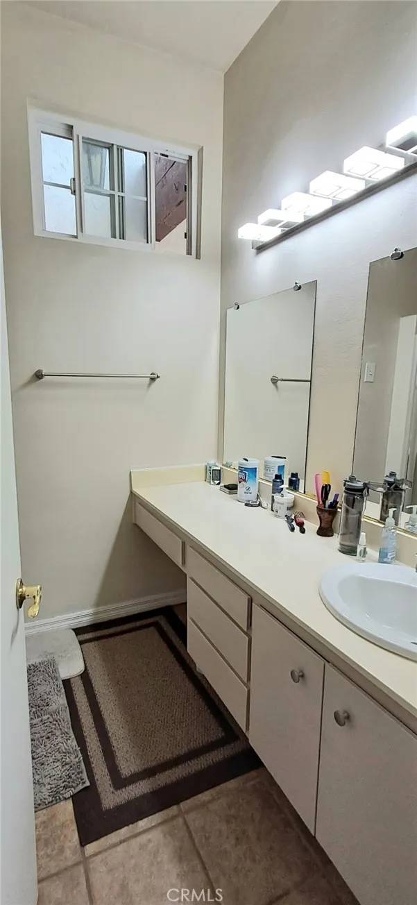 2114 Rhonda Street Oxnard, CA 93036