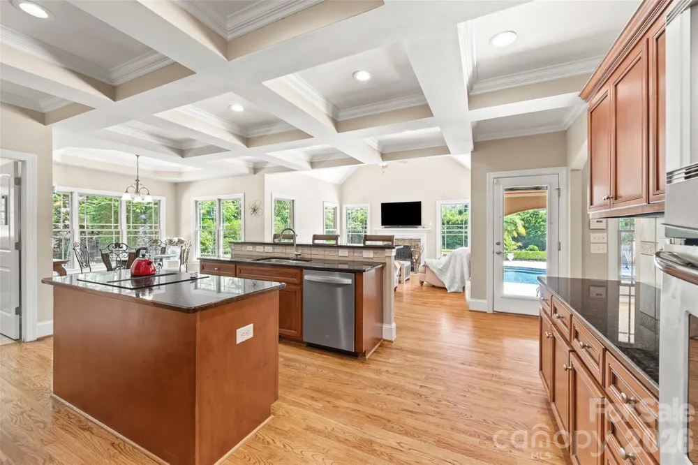 260 Indian Trail Mooresville, NC 28117