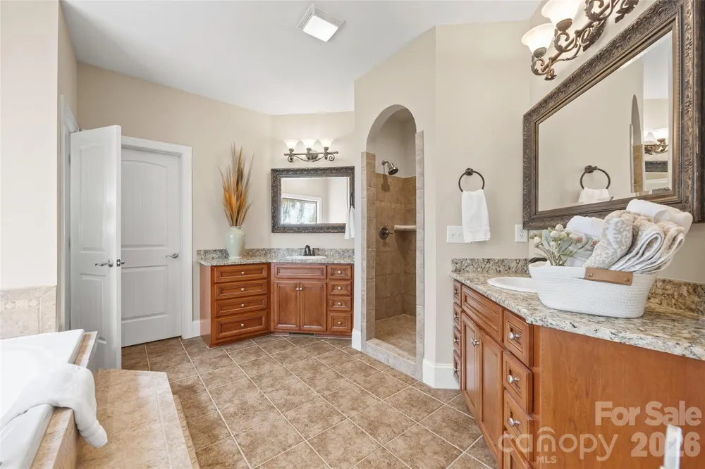 260 Indian Trail Mooresville, NC 28117