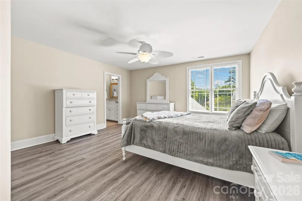 260 Indian Trail Mooresville, NC 28117