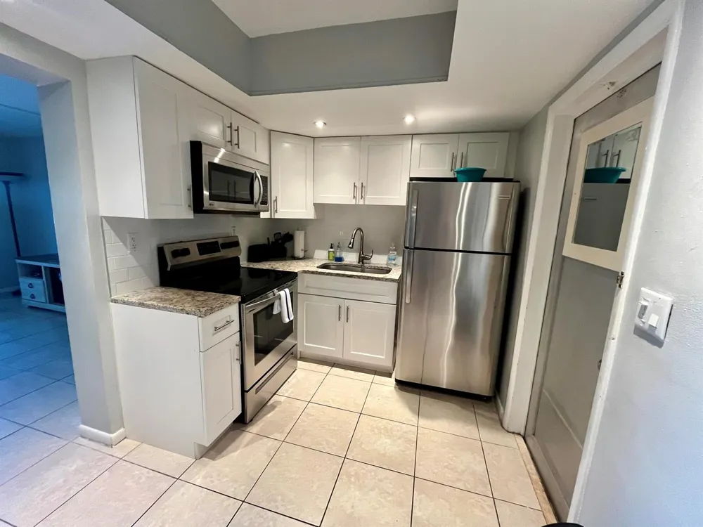 209 SE 6th Street #4 Boynton Beach, FL 33435