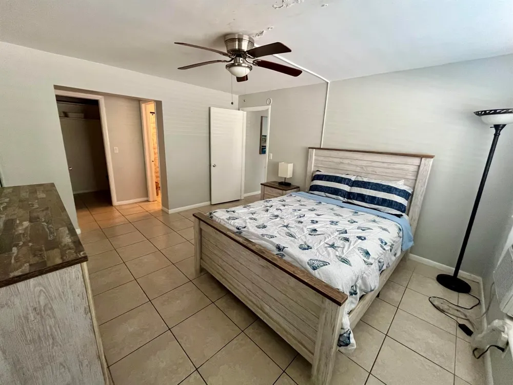 209 SE 6th Street #4 Boynton Beach, FL 33435