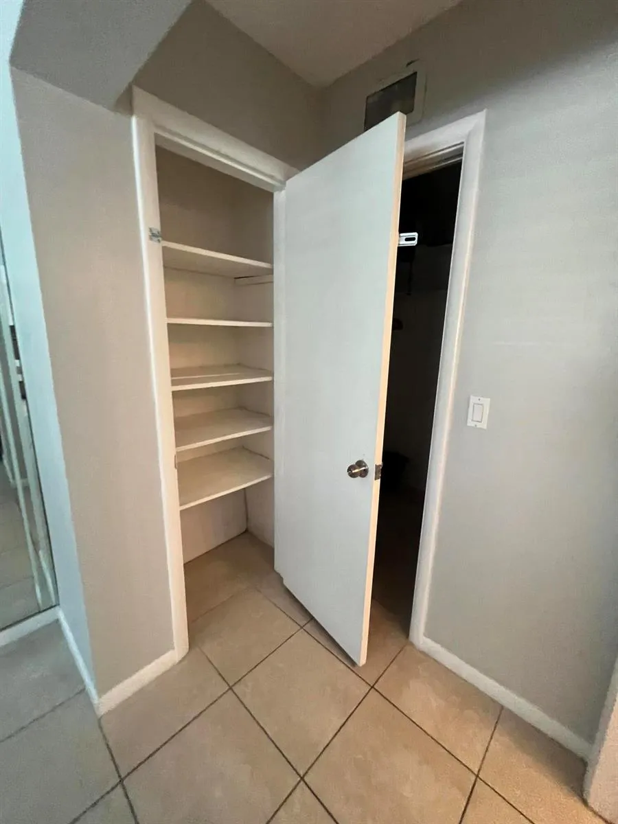 209 SE 6th Street #4 Boynton Beach, FL 33435
