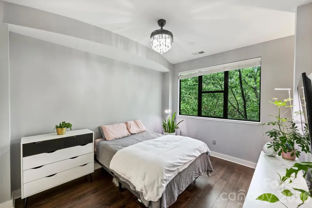 694 Davidson Street Charlotte, NC 28202