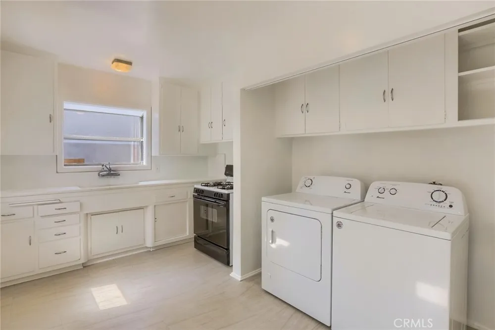 1836 Hillcrest Hermosa Beach, CA 90254