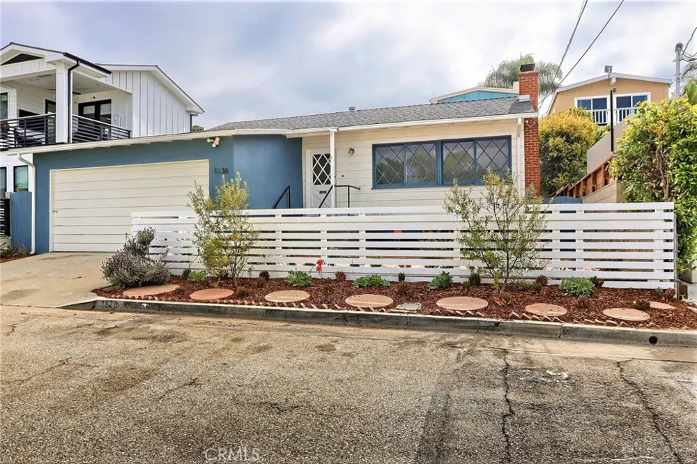 1836 Hillcrest Hermosa Beach, CA 90254