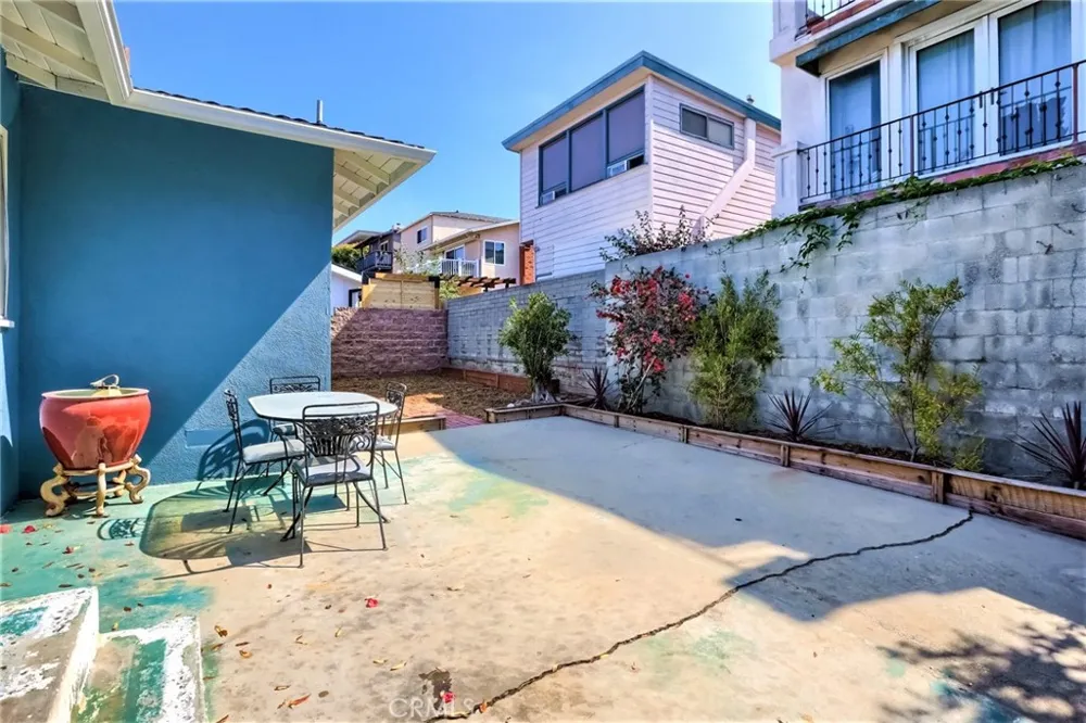 1836 Hillcrest Hermosa Beach, CA 90254