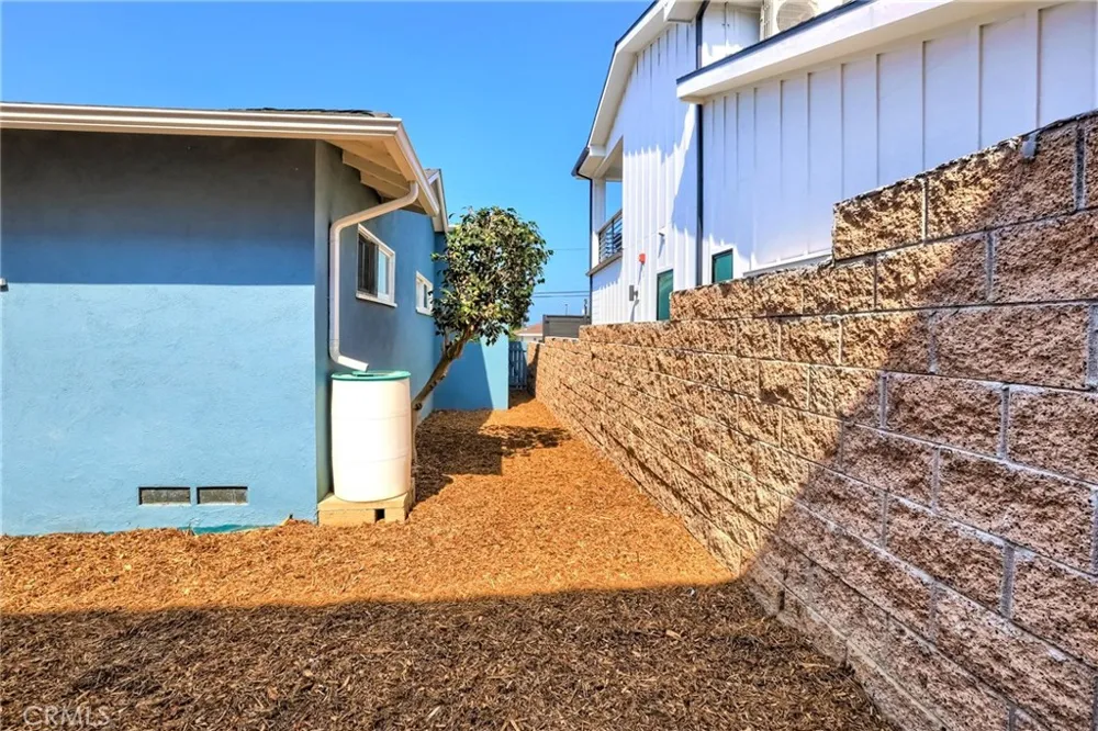 1836 Hillcrest Hermosa Beach, CA 90254