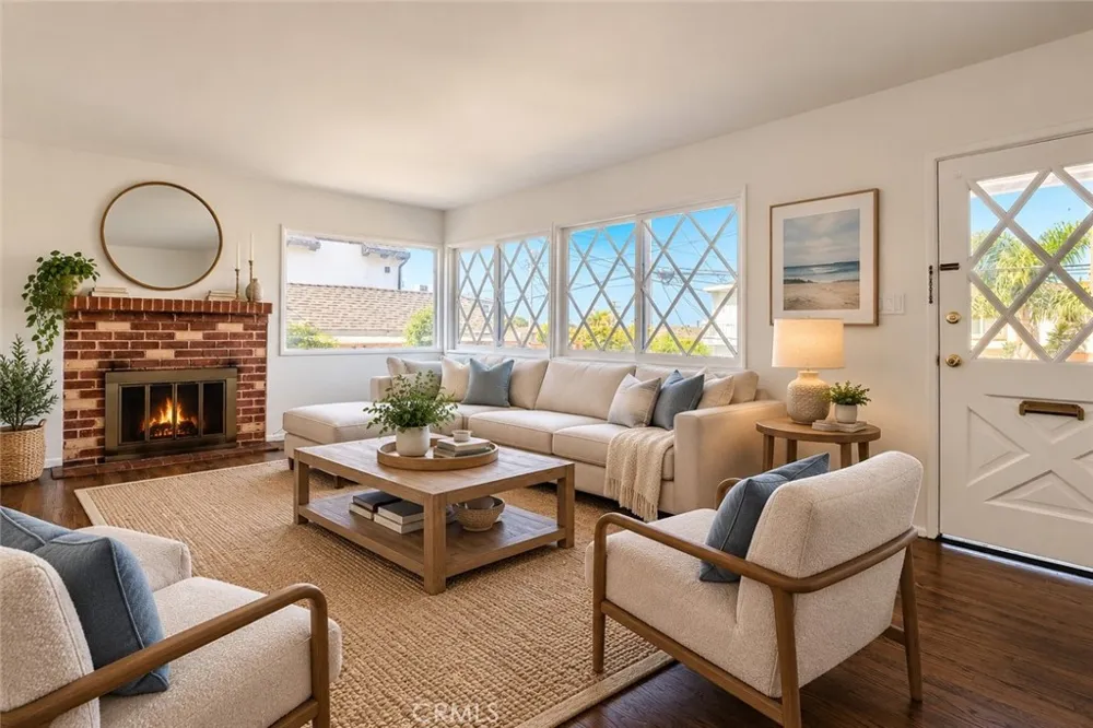 1836 Hillcrest Hermosa Beach, CA 90254