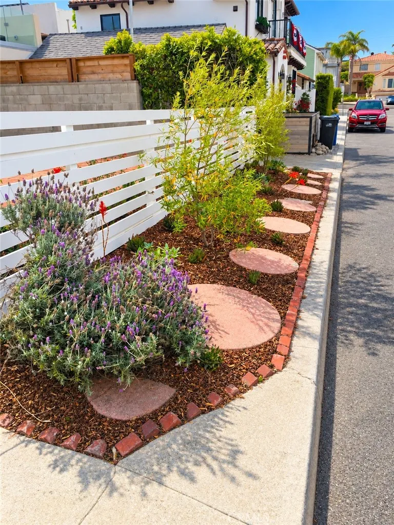 1836 Hillcrest Hermosa Beach, CA 90254