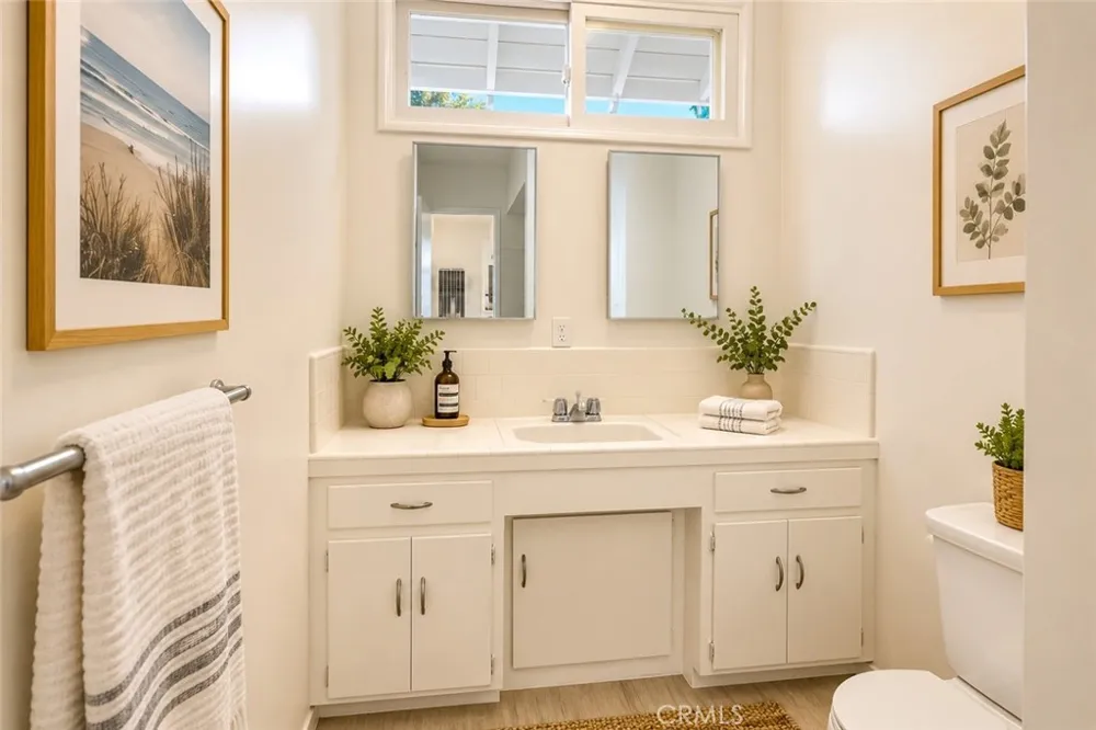1836 Hillcrest Hermosa Beach, CA 90254